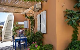 Katerina Rooms & Studios