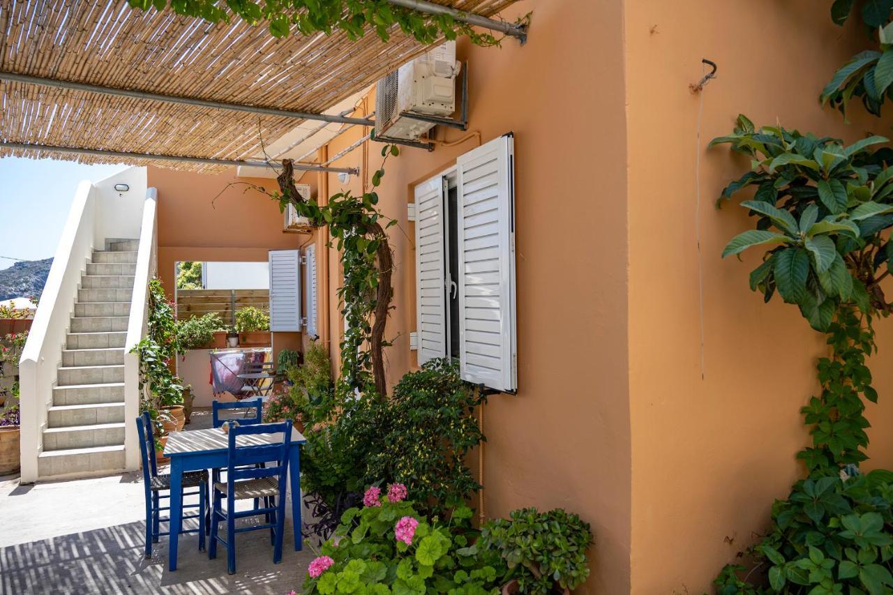 Katerina Rooms & Studios Παλαίκαστρο Εξωτερικό φωτογραφία